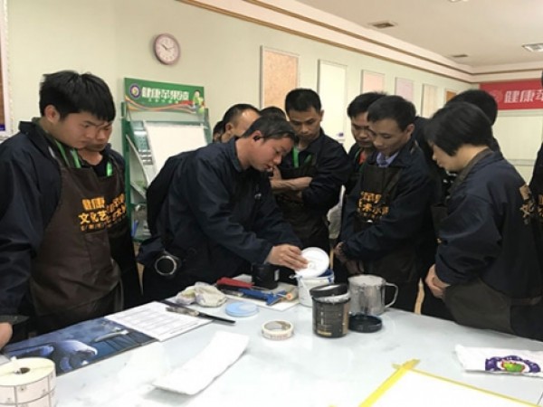 “墙艺高手”——健康苹果艺术水漆代理商培训火爆开营